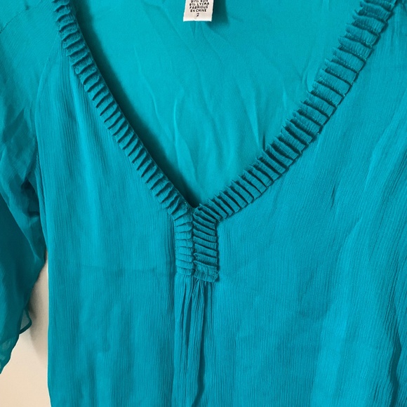 Diane Von Furstenberg Blue Silk Blouse Size 2 - Picture 4 of 4